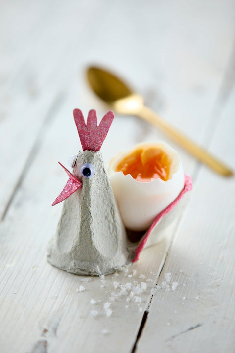 DIY: Lav det sødeste æggebæger af en æggebakke